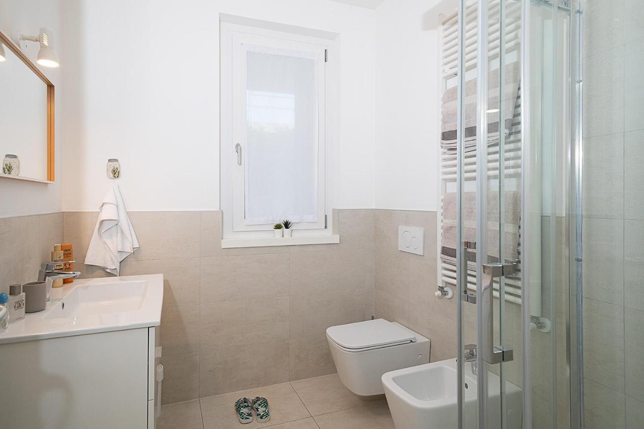 Apartment Brezza Di Lago - Regarda Travel لاتيزي المظهر الخارجي الصورة