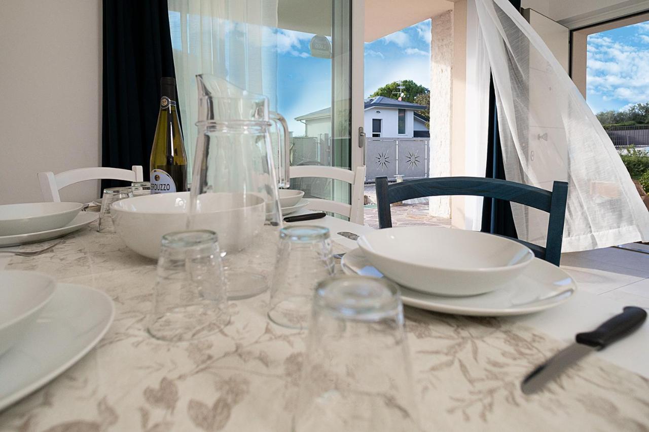 Apartment Brezza Di Lago - Regarda Travel لاتيزي المظهر الخارجي الصورة