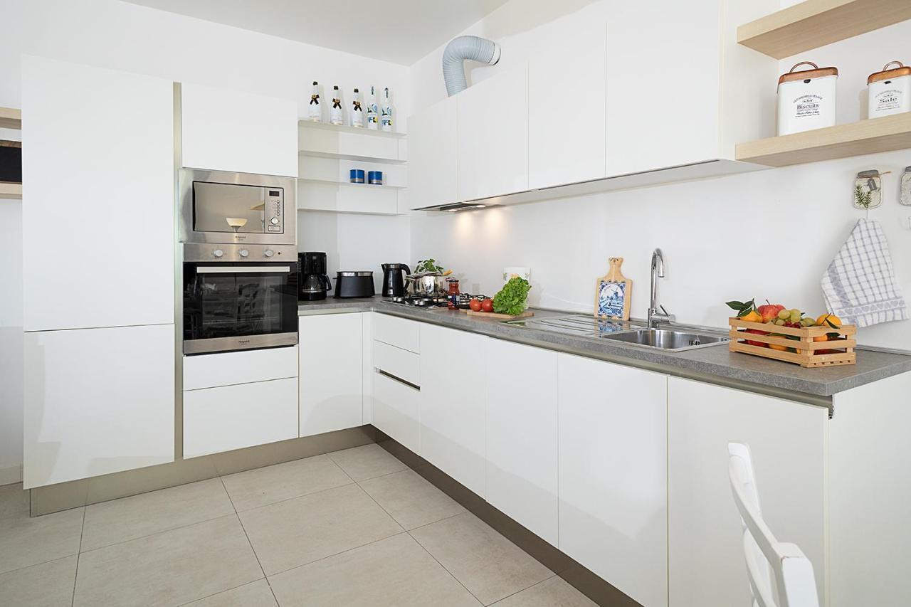 Apartment Brezza Di Lago - Regarda Travel لاتيزي المظهر الخارجي الصورة